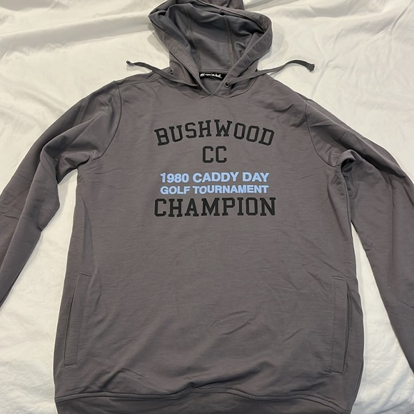 Travis Mathew - Fast Striker hoodie. - Picture 4 of 4